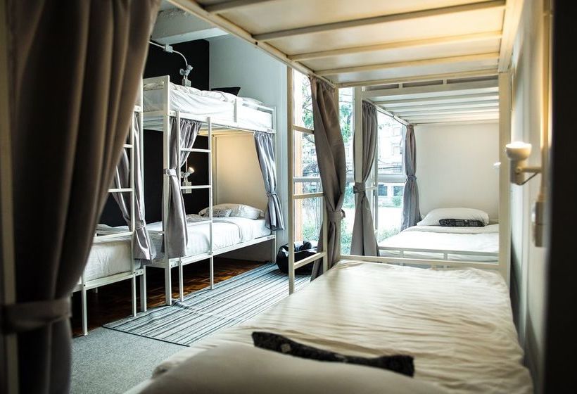 Two Gals And The Pig Boutique Hostel 20