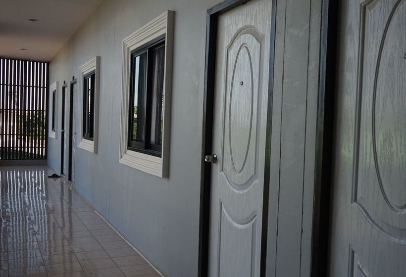 Hotel Sandee Homeplace 18