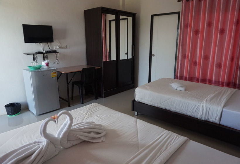 Hotel Sandee Homeplace 8