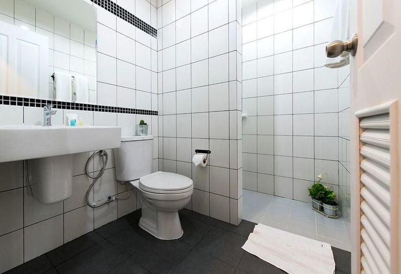 Hotel Pixel Hostel Phuket Airport 12