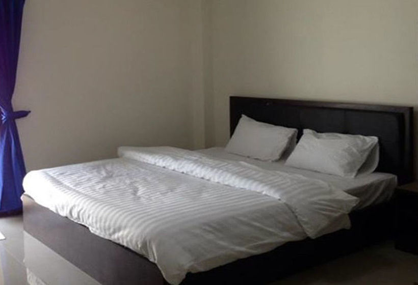 Hotel Poomsiri Place 2