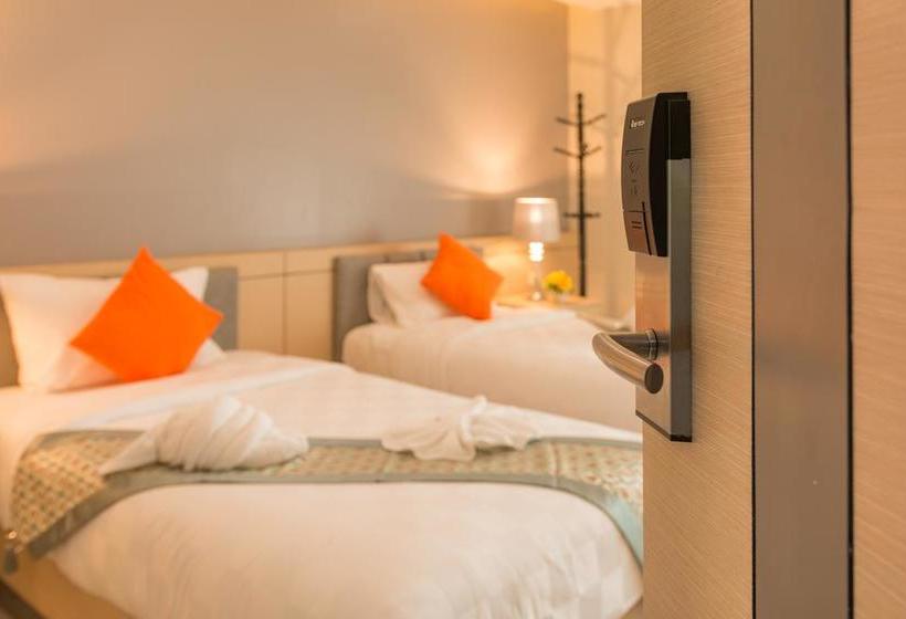 The Smart Hotel Hatyai 1