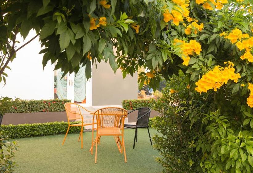 The Smart Hotel Hatyai 11