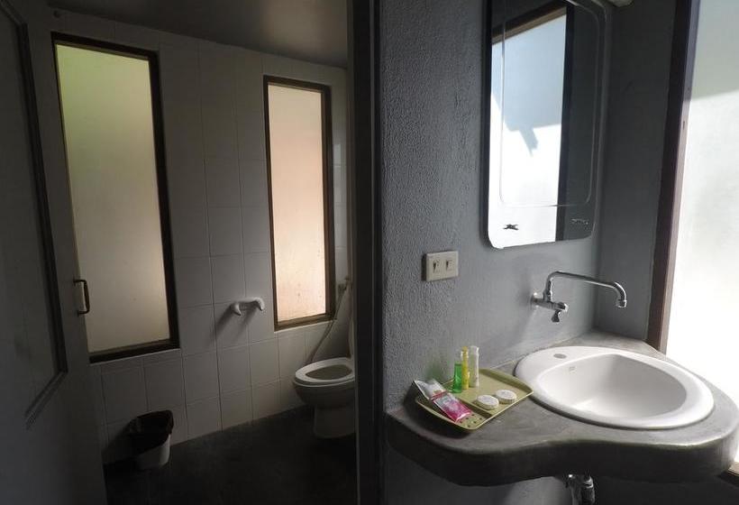 Ao Muong Beach Resort 16