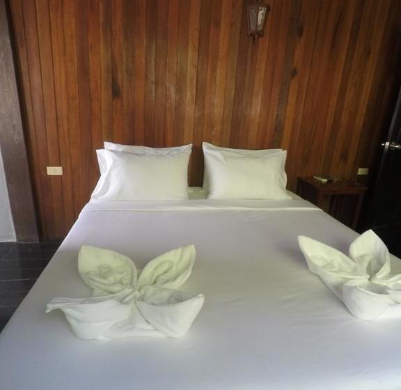 Ao Muong Beach Resort 19