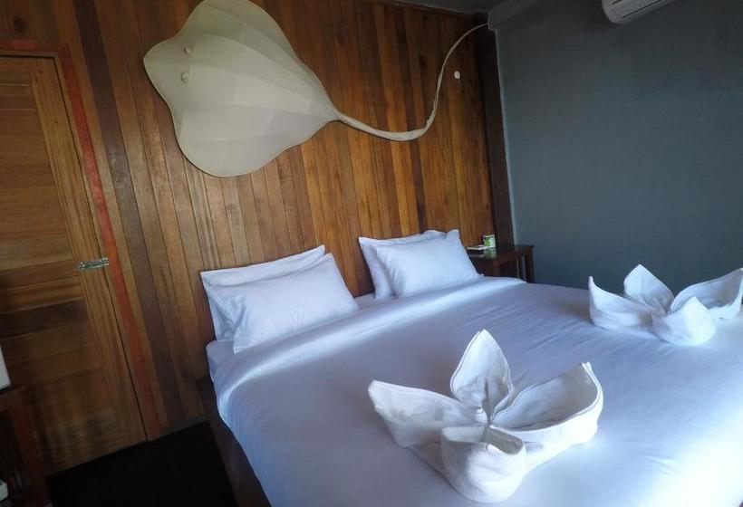 Ao Muong Beach Resort 20