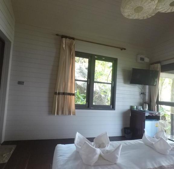 Ao Muong Beach Resort 5