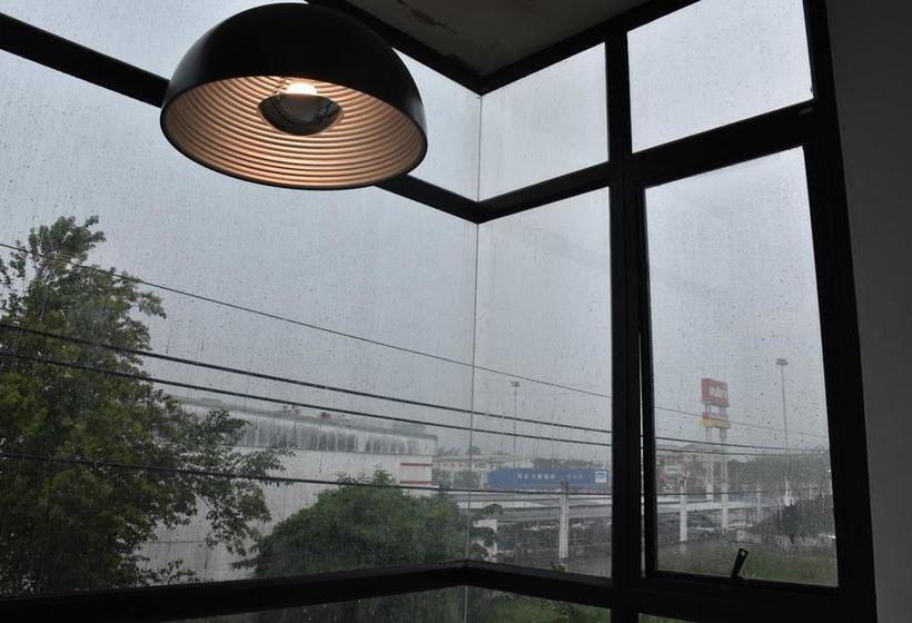 Hotel B Boutique Residence 18