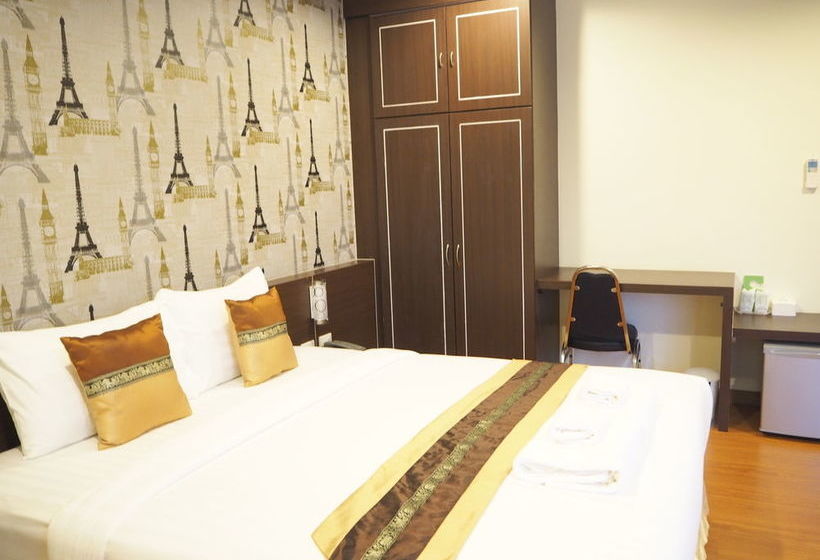 Hotel Suksomboon 19