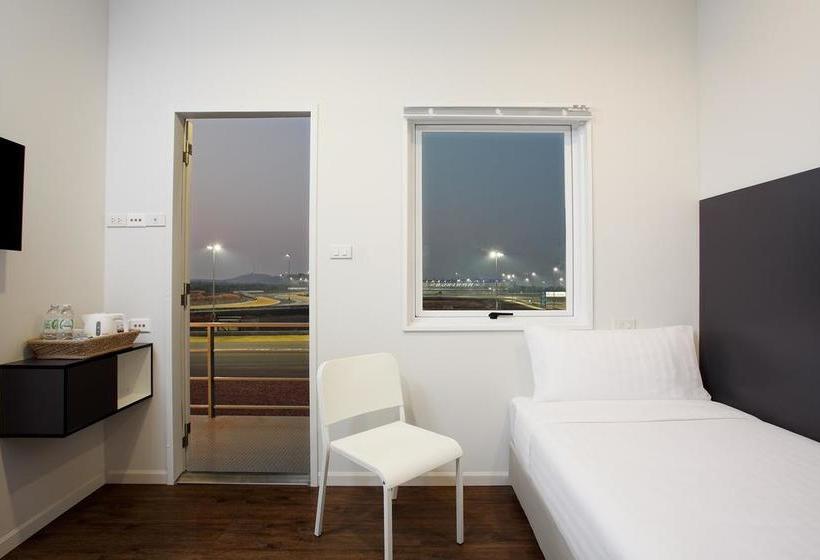 Bric Box Hotel Buriram 5