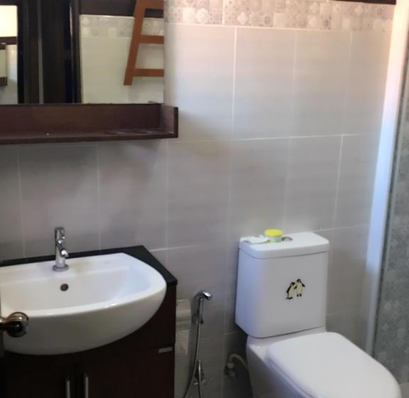 Bed and Breakfast The House Boutique Hostel 19