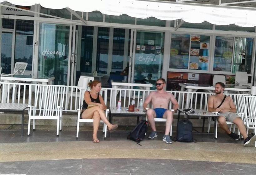 Hostel Marina Boat House 13