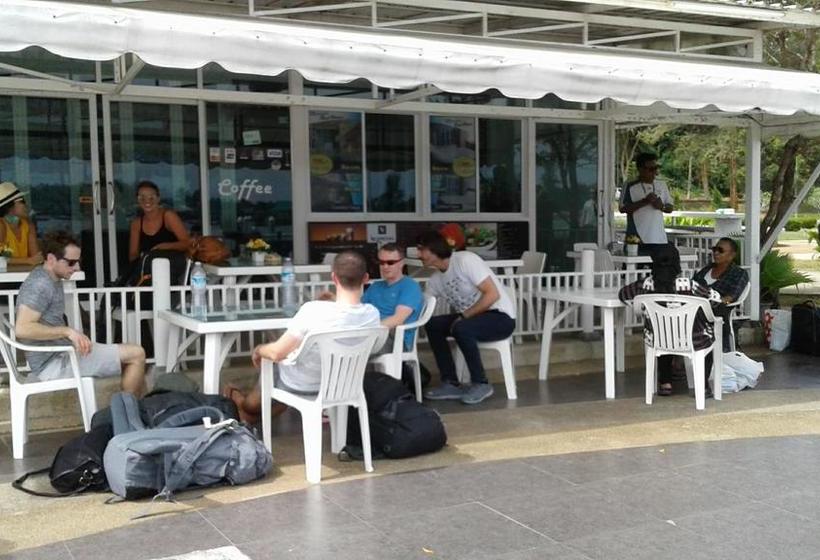 Hostel Marina Boat House 14