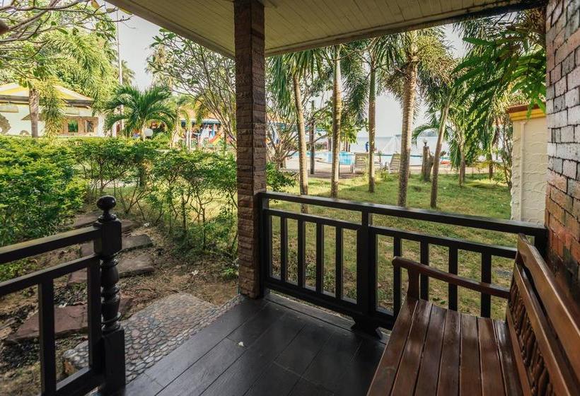 Hotel Adang Resort 8