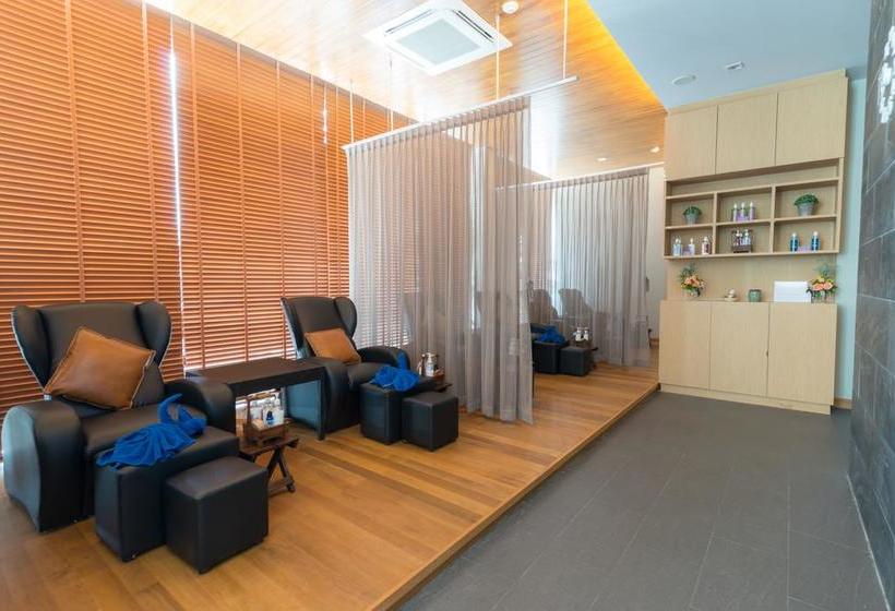 Grand Vista Hotel Chiangrai 13