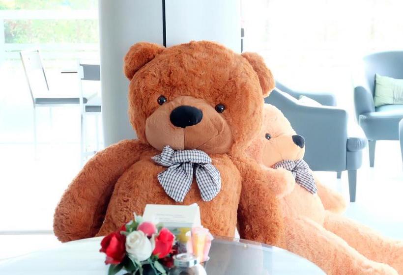 Hotel Rhienchai Place 3