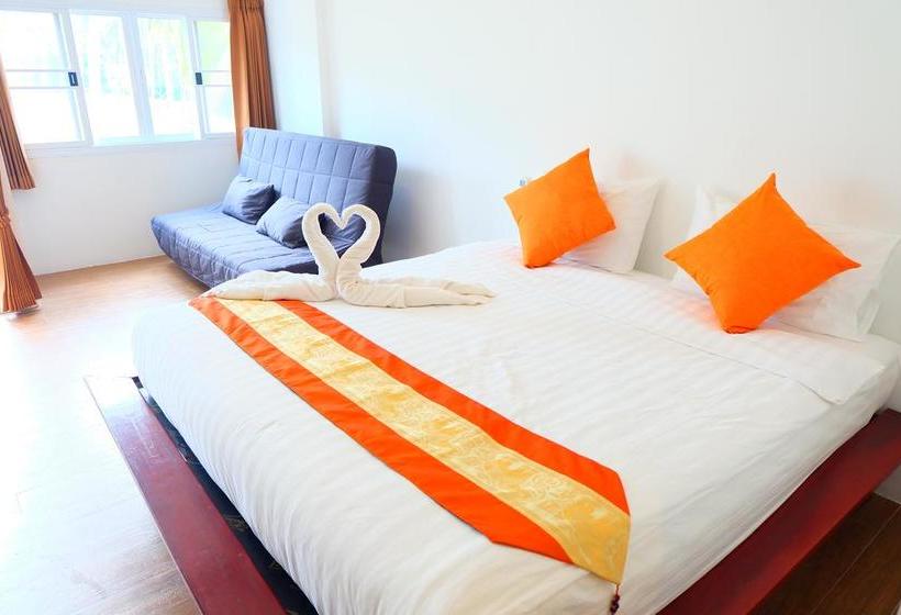 Hotel Pranee Amata 18