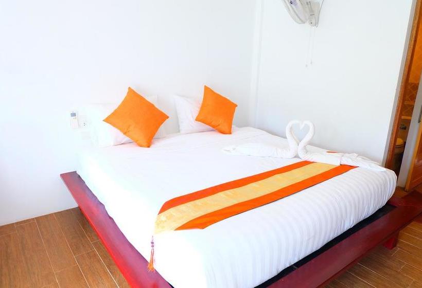 Hotel Pranee Amata 19