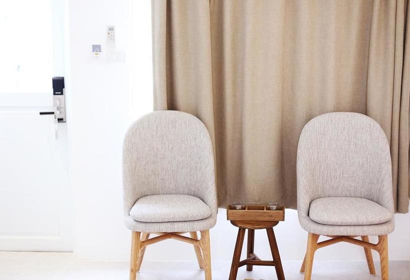 Resort Santorini Park Stay 16