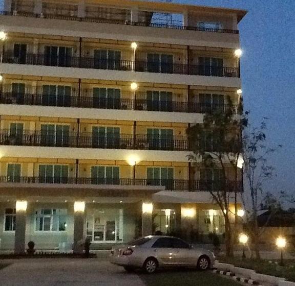 Hotel Baan Duangkamol 15