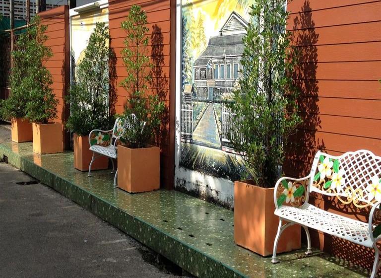 Hotel Baanrimnam Resort Trat 14