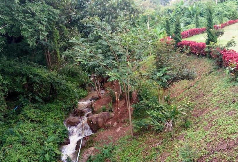 Resort Baan Chuthamanee 2