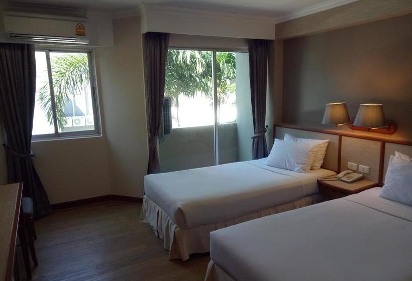 Station One Hotel Aranyaprateth 7