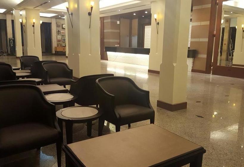 Station One Hotel Aranyaprateth 9