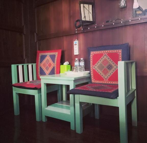 Bed and Breakfast Baan Mai Guesthouse 4