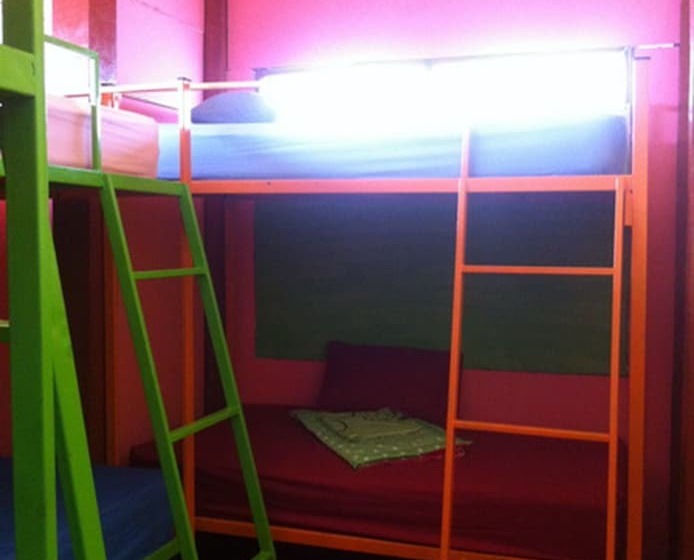 Hostel Elephant Retirement Park 6