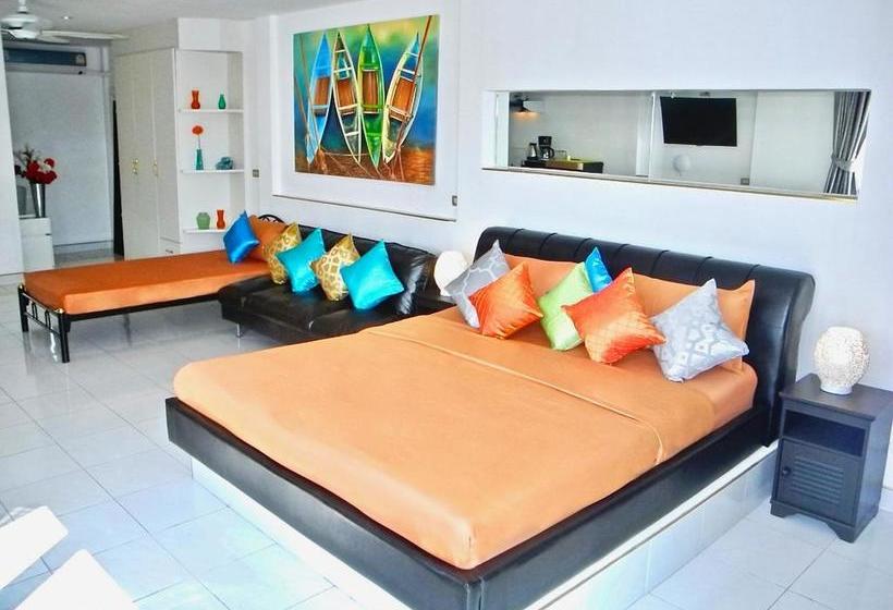 Hotel Le Versace Residence 14