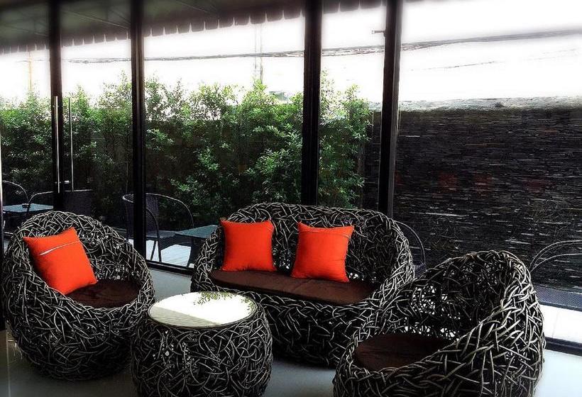 Hotel The One Boutique 8