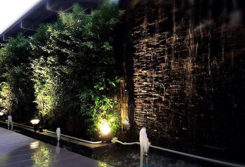 Hotel The One Boutique 9