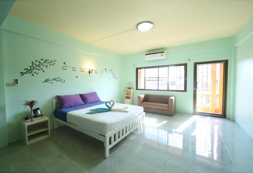 Cube Hostel Krabi 10
