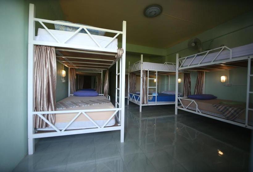 Cube Hostel Krabi 7