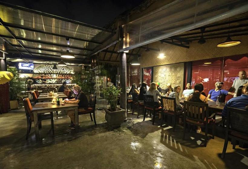 Dream Field Resort 11