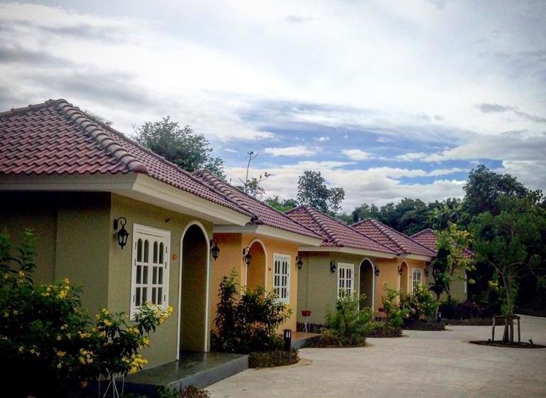 Wangpla Villa Resort Nakhon Sawan