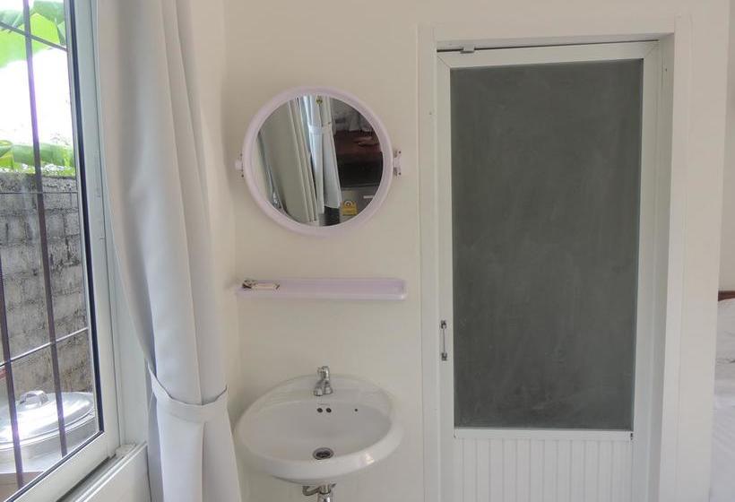 Bed and Breakfast Banana Lodge 10