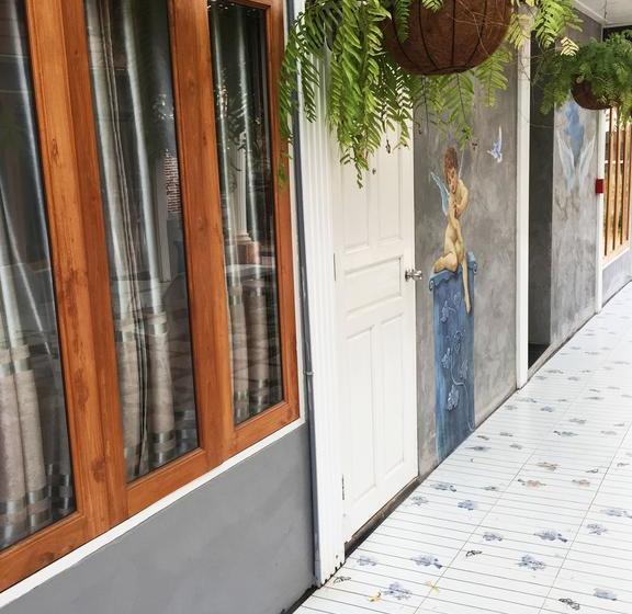 Resort Aen Guy Boutique 13