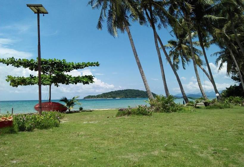 Happy Days Resort 11