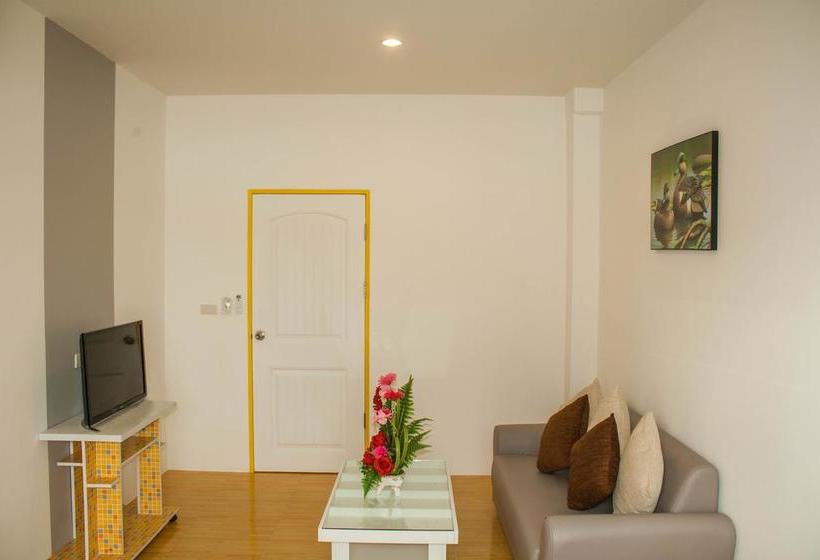 The Sunflower Holiday Hostel 3