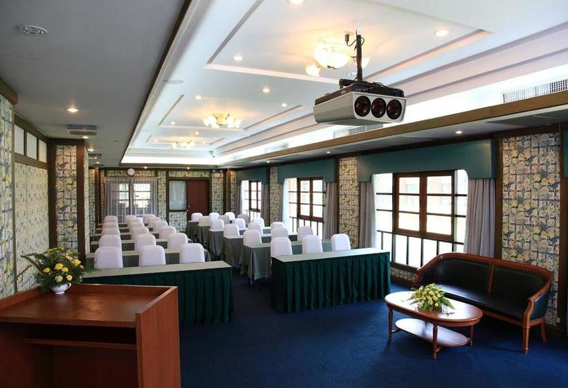 Hotel Korat Resort 10