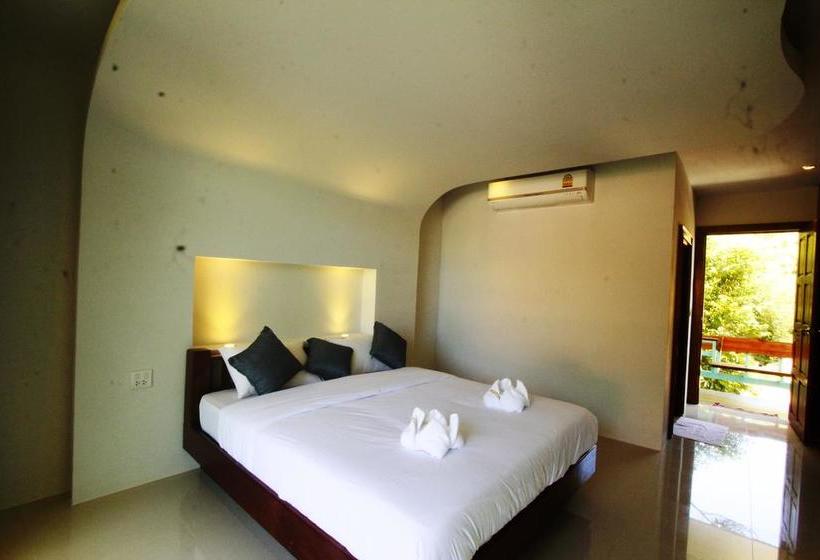 Mountain Reef Beach Resort 13