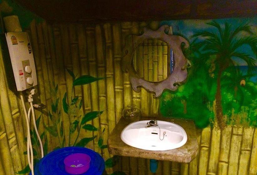 Moov Inn Garden Hostel 9