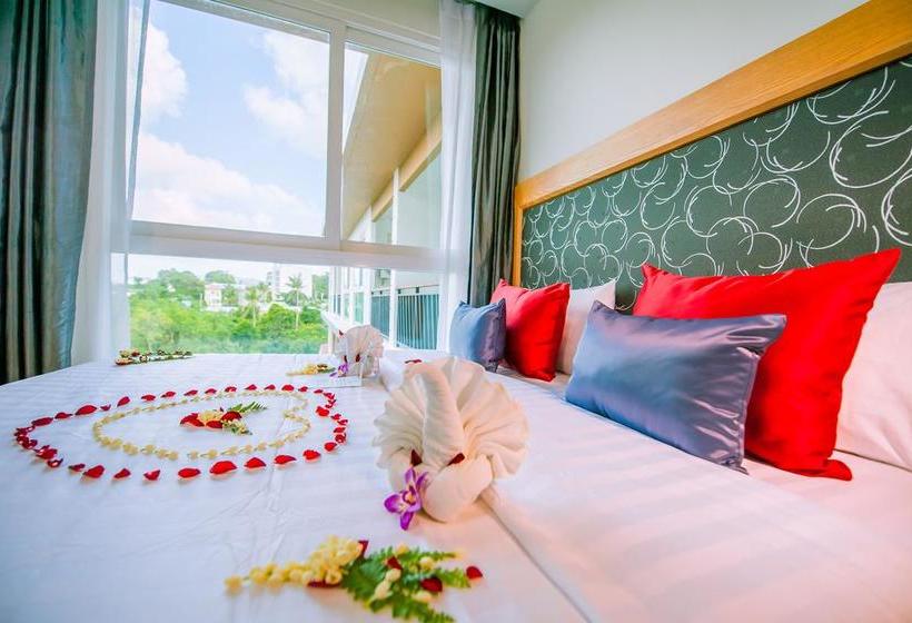 Hotel The Jasmine Nai Harn Beach Resort And Spa 14