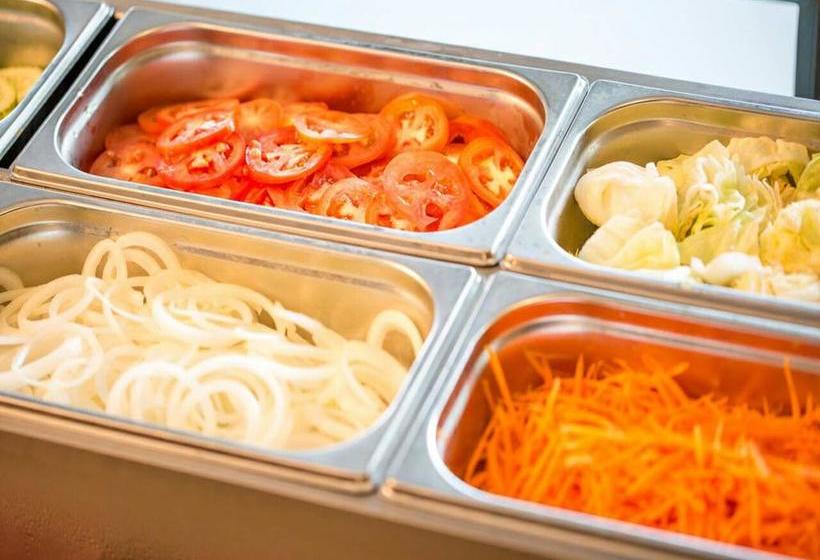 Hotel The Jasmine Nai Harn Beach Resort And Spa 7