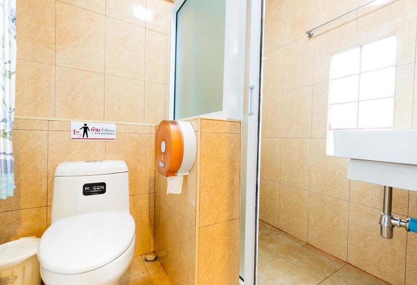 Mhork Buri Resort 12