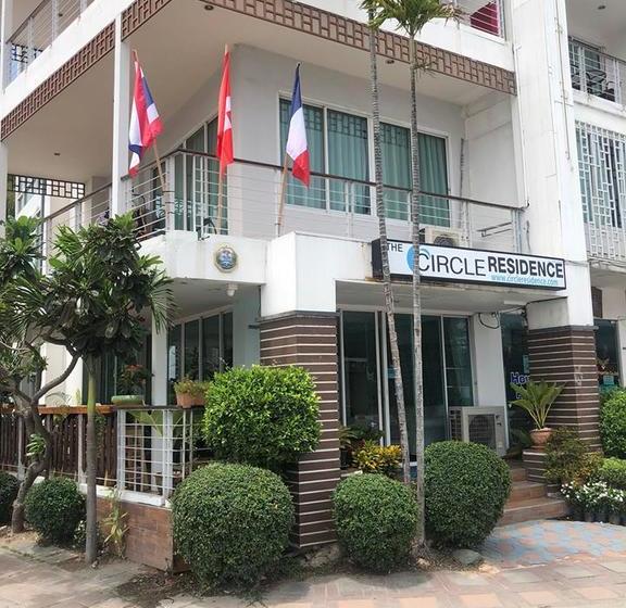 Hotel The Circle Residence