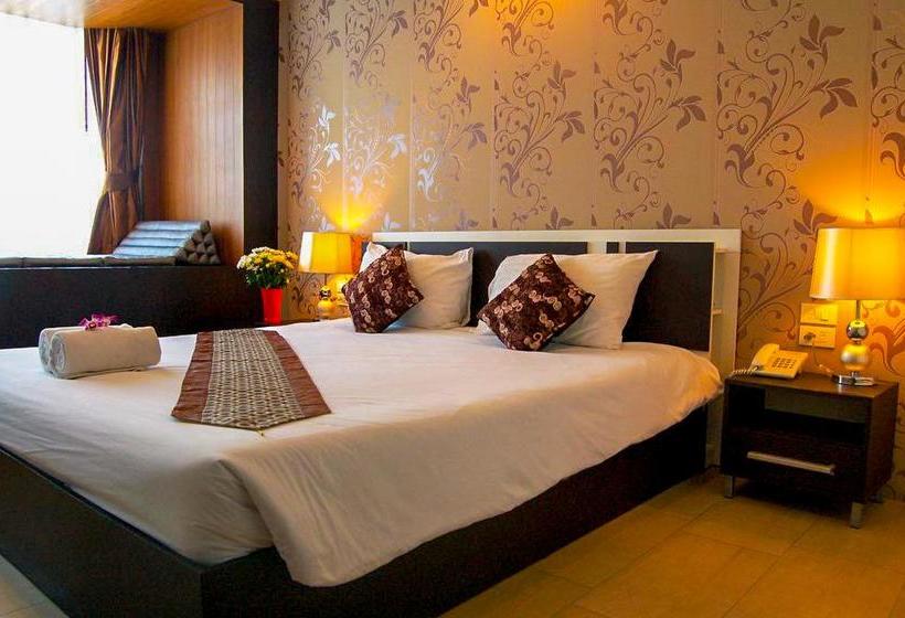 Hotel The Circle Residence 10