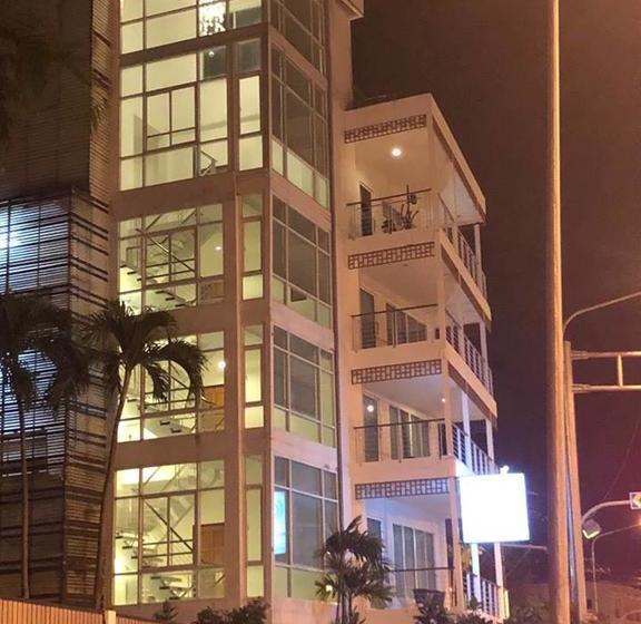 Hotel The Circle Residence 3